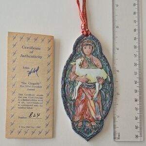 Edna Hibel "Ste. Chapelle" Porcelain Window Ornament with Certificate #824